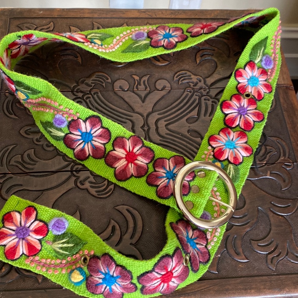 Embroidered belt